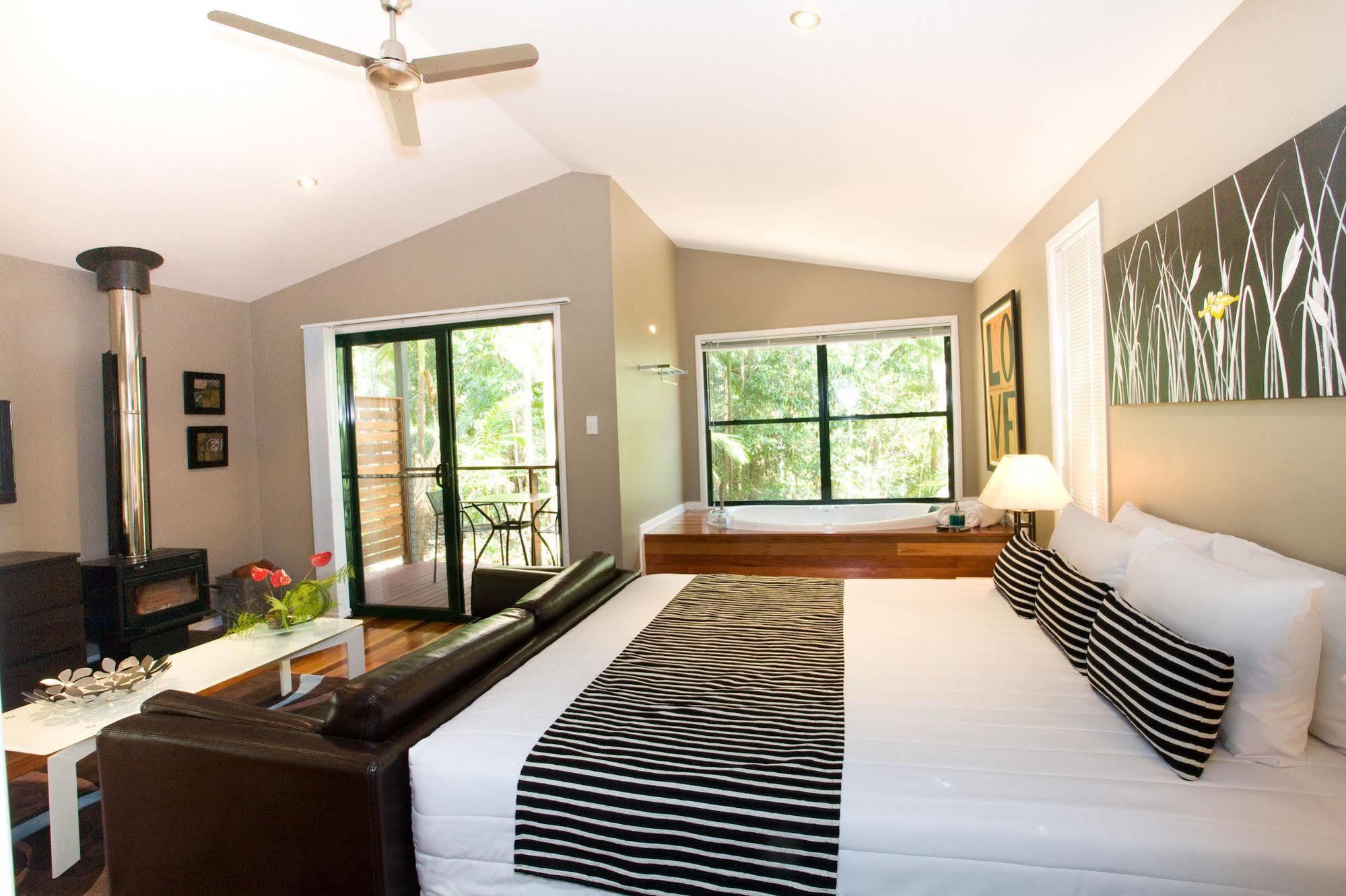 Amore On Buderim Rainforest Cabins Sunshine Coast Εξωτερικό φωτογραφία